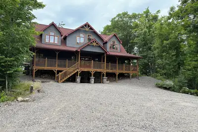 Image de Muskoka Private Lakefront Luxury Retreat