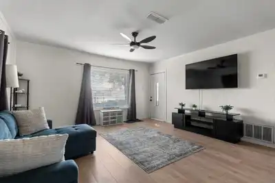 Image de Modern Austin Getaway - Near Downtown, 6th St, Aus