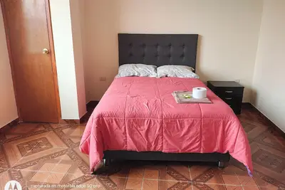 Image de Apartment of 120m2, with 3 bedrooms, 1 living room, 1 kitchen, and 2 private bathrooms.