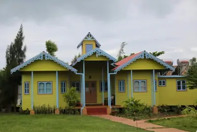 Image de 2-bedroom cottage. Under 5 mins walk to the beach in the quiet Old Wharf area