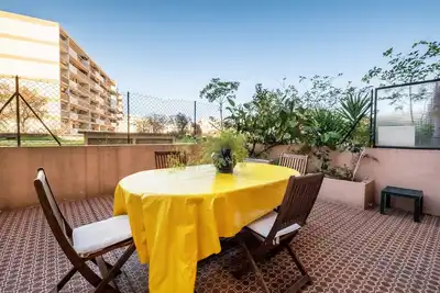 Image de Appartement « Un Jardin En Ville » avec terrasse privée et Wi-Fi