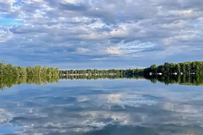 Image de Lakefront Cottage on Kennebunk Pond, sleeps 5