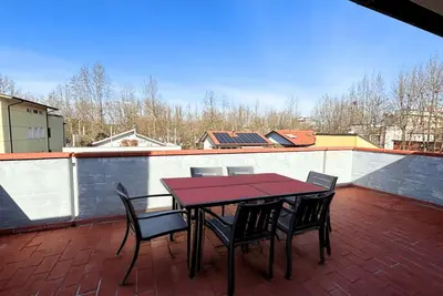 Image de Cn035 - Cesenatico, apartment with panoramic terrace, 100 meters from the sea