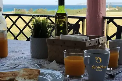 Image de Beachfront Duplex Penthouse with 2 Large Terraces, Pool and Parking in Zahara.