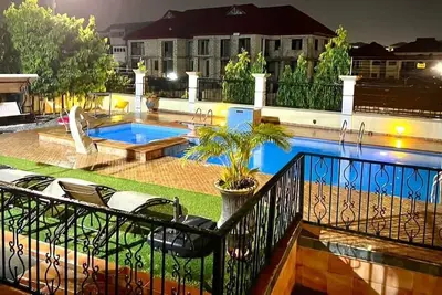 3r Haven: 3 Bedroom Retreat w/ Pool & Event Access