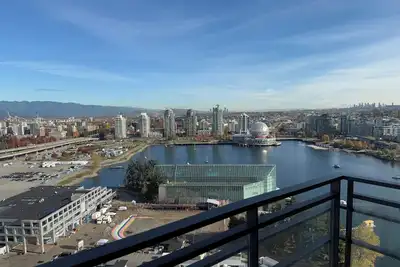 Image de Fifa Vancouver 2br | Next to Bc Place| High-Floor|Newly Renovated