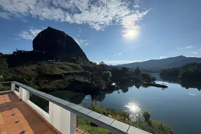 Image de Kairos Guatapé - Lake View Retreat Near El Peñol