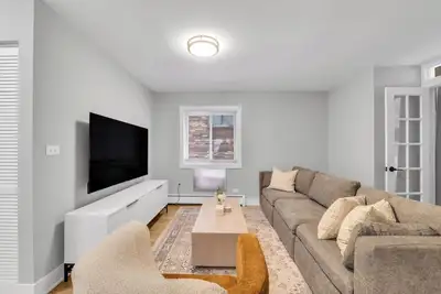 Image de Retreat Near Andersonville 3br Newly Remodeled