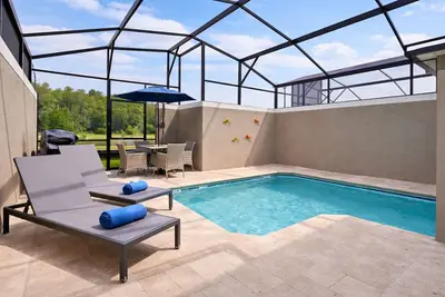 Image de Storey Lake Resort~Heated Pool~Brand New~Designer