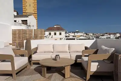 Image de New: Modern 2b apt in Old Town Estepona