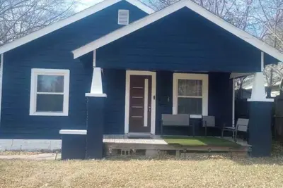 Image de Cute Bungalow on Quiet Street