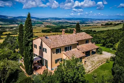 Image de Podere i Prati - Maison de campagne toscane pour des vacances dans le Val d’Orcia