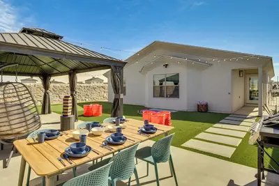 Image de Styled Socorro Living at ‘Cali’s Signature House’