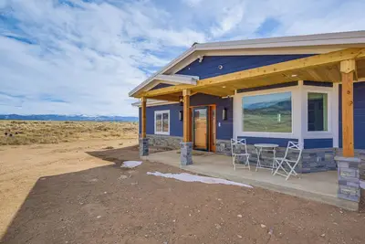 Image de Dark Skies & Sacred Peaks! Mtn-View Home in Blanca