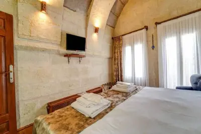 Image de Family Cave Room with Terrace & Balloon View