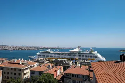 Image de Bosphorus View with 1-Bedroom and 2 Double Beds - Elevator - Car Parking