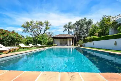 Image de Retraite de style colonial à Marbella