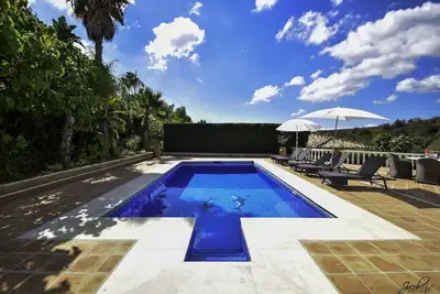Image de Villa paisible avec vue sur la mer pour 8