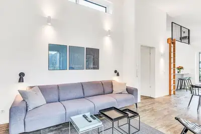 Image de Belle maison de vacances privée avec Wifi, bain à remous, piscine, Tv, terrasse et animaux admis