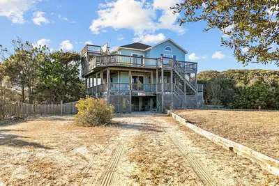 Image de Spacious 4-bedroom house in beautiful 4x4 area of Corolla with ocean views!