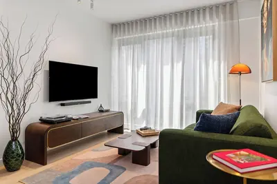 Image de Luxury 1br | Skyline Views & Amenities