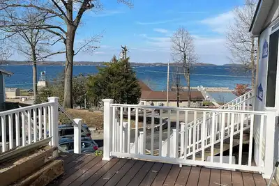 Claytons Riverview Hideaway