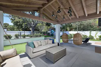 Image de Encinitas Retreat with Private Pickleball Court & Outdoor Living