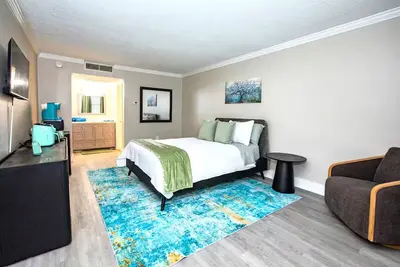Image de Lux Mins To Atrium Health & Charlotte Airport