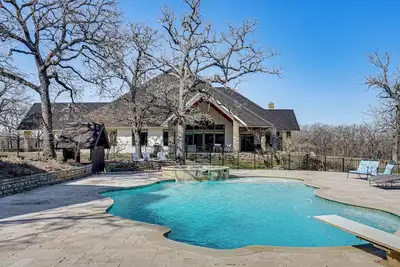 Image de 'Post Oak Estate' w/ Pool & Spa on 16 Acres