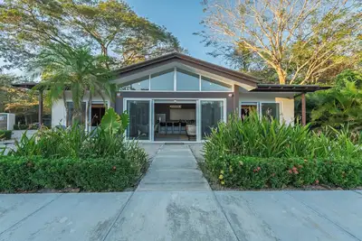 Image de Modern 3br Home in The Point Avellanas / Pool / 6 Guests  / 25 Min to Tamarind