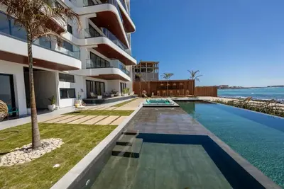 Image de Appartement d'exception - 3 chambres, pieds dans l'eau