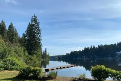 Image de Lower Twin Lakes - Classic Lakefront Cabin