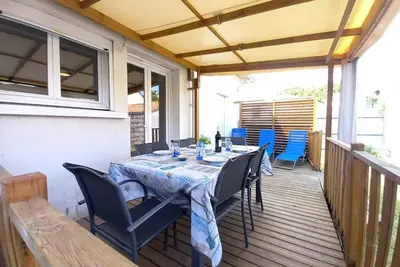 Image de La Tremblade - Maison mitoyenne en Centre-Ville - Centre et Port A Proximite