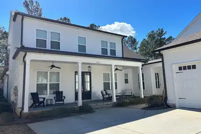 Image de Spacious Golfers Getaway