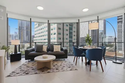 Image de 501-705 Luxury Corner 1 Bedroom Rooftop Pool & Gym