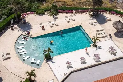 Image de NearBeach/Hotels 3 Pools, Gym, TennisCourt, Security