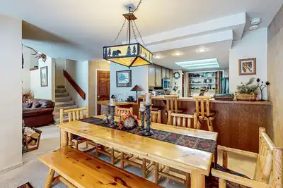 Image de Family Retreat - Pool, Tennis & On The River