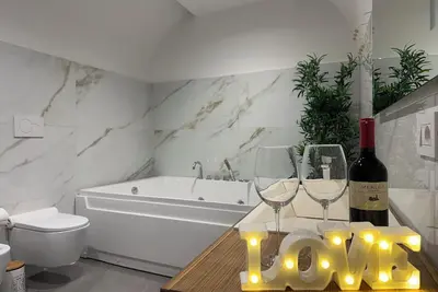 Image de La Casa dell' Arco Nr 45/47 Entire house in historic center