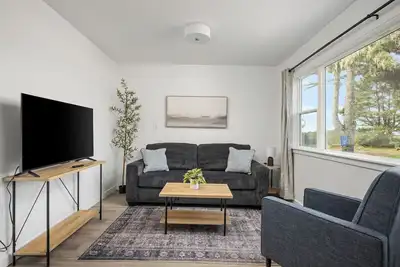 Image de Ocean Rogue Inn Suite #6 - 1 Bd Condo | Oceanfront