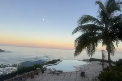 Image de 3-Bedroom condo in beautiful gated community of Dawn Beach Estates