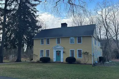 Image de Gorgeous 2-bedroom house next to famous Button Ball Tree in Sunderland
