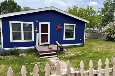 Image de Charming 3-bedroom house in enchanting McGill with Ac