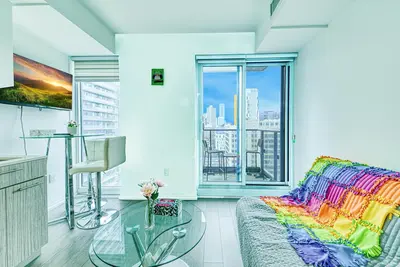 Studio Suite - Queen Bed + Sofa Bed, Perfect for 4