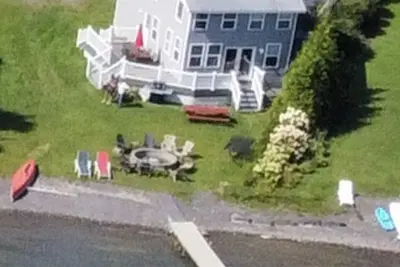 Image de Renovated Lakefront 4-bedroom cottage with Ac in delightful Skaneateles