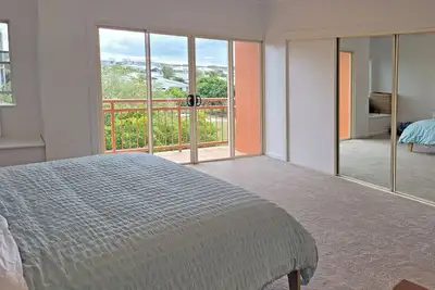 Image de Spacious Marcoola seaside 3-bedroom apartment