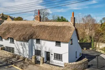 Image de Bridge Cottage, pet friendly, character holiday cottage in Chideock