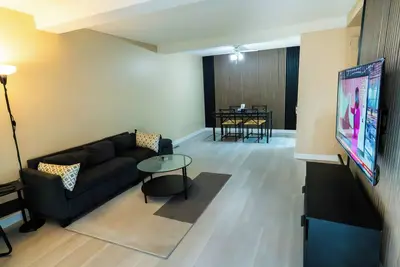 Image de Charmante maison de 2 chambres dans le centre de Calgary