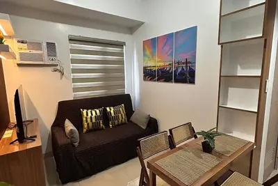 Image de Condo Lux 2br Sky avec sécurité 24 heures sur 24, entièrement climatisé et parking au sous-sol