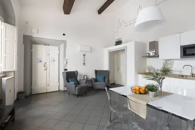 Image de Red Door Dream Apt. 5