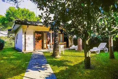 Image de Villa indépendante avec grand jardin clôturé